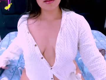 Sarah_Cream Chaturbate stream image from July 26, 2025