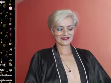 Scarlett_Paris Chaturbate stream image from July 27, 2025