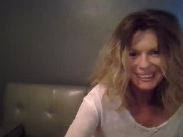 Haileys123 Chaturbate stream image from July 27, 2025