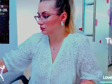 Evelyne_Rose Chaturbate stream image from July 27, 2025