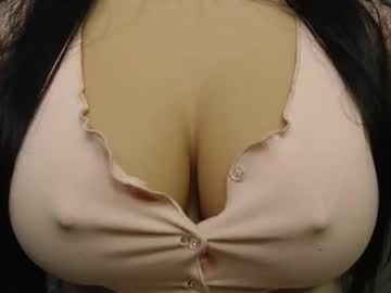 Yummy_Jenny123 Chaturbate stream image from July 27, 2025