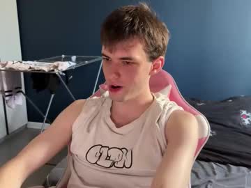 Kyle_Sxx Chaturbate stream image from July 27, 2025