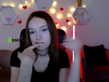 Cleo_Fly Chaturbate stream image from July 27, 2025