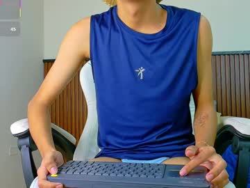 Max__Frost Chaturbate stream image from July 27, 2025