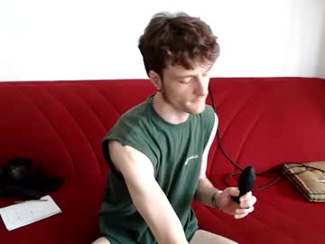 Mindly Chaturbate stream image from July 27, 2025