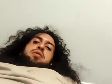 Toppatop12 Chaturbate stream image from July 27, 2025