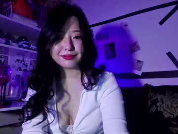 Mirafloat Chaturbate stream image from July 27, 2025