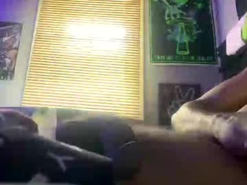 Shecallzmedaddy1 Chaturbate stream image from July 27, 2025
