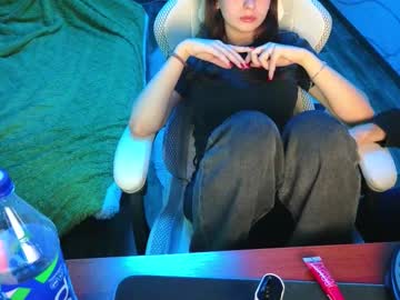 Missg101 Chaturbate stream image from July 27, 2025