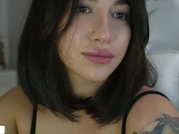 Leoramallis Chaturbate stream image from July 27, 2025