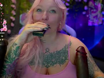 Blackedbarbie Chaturbate stream image from July 27, 2025