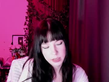Babbletea Chaturbate stream image from July 27, 2025