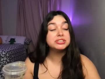 Honey_Tia Chaturbate stream image from July 27, 2025
