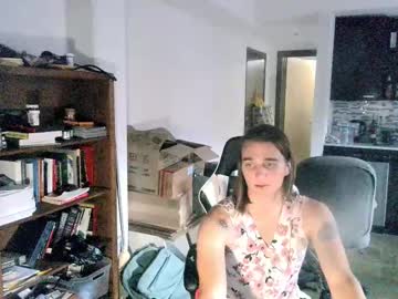 Winter123137 Chaturbate stream image from July 27, 2025