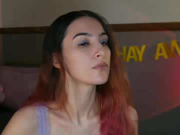 Bluntbabe Chaturbate stream image from July 27, 2025