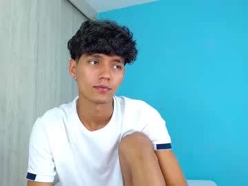 Connor_Garrett Chaturbate stream image from July 27, 2025