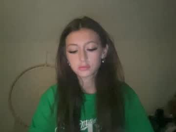 Fifiluv Chaturbate stream image from July 28, 2025