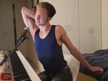Barebritpianist Chaturbate stream image from July 28, 2025
