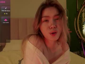 Andreaward Chaturbate stream image from July 28, 2025