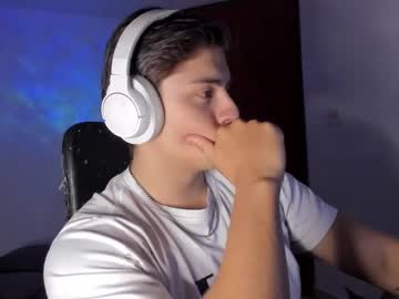 Gio_Russo Chaturbate stream image from July 28, 2025