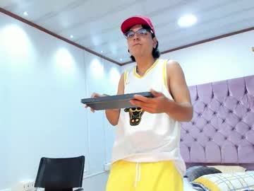 Taylord_Boy Chaturbate stream image from July 28, 2025