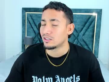 Fenix77_ Chaturbate stream image from July 28, 2025