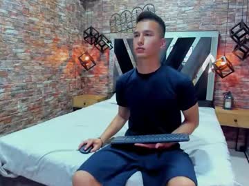 Williams_Rouss Chaturbate stream image from July 28, 2025