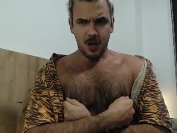 Ale_One Chaturbate stream image from July 28, 2025