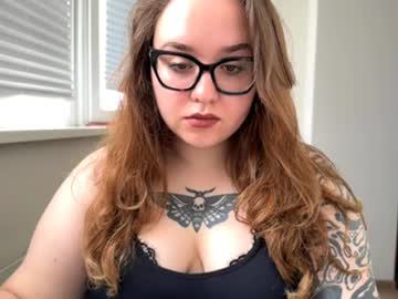 Starrybelle_ Chaturbate stream image from July 28, 2025