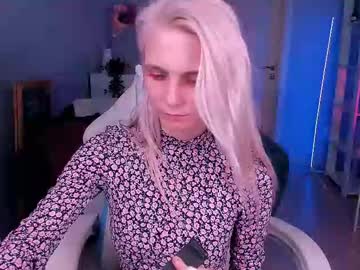 Frida_Fortune Chaturbate stream image from July 28, 2025