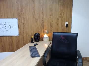 Alexiscollinss Chaturbate stream image from July 28, 2025