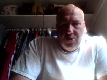 Illuminatititan Chaturbate stream image from July 28, 2025