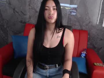 Valentina17_ Chaturbate stream image from July 28, 2025