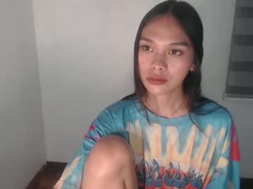 Sexykarina_ Chaturbate stream image from July 28, 2025