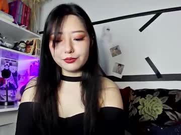 Mirafloat Chaturbate stream image from July 28, 2025