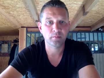 Jayvanbergen Chaturbate stream image from July 28, 2025