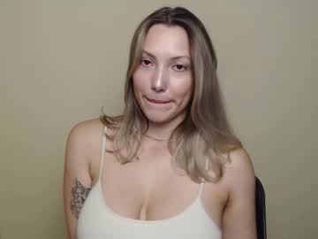 Vanessakim_ Chaturbate stream image from July 28, 2025