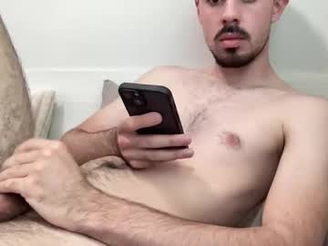 Hung_Will Chaturbate stream image from July 28, 2025