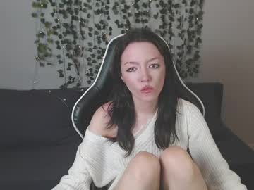 Marcellakaii Chaturbate stream image from July 28, 2025
