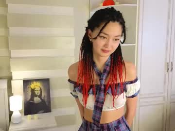 Nanayuki Chaturbate stream image from July 28, 2025
