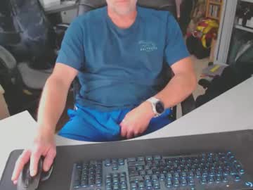 Poodledude Chaturbate stream image from July 28, 2025