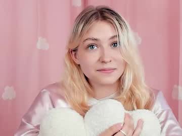 Sandyacerno Chaturbate stream image from July 28, 2025