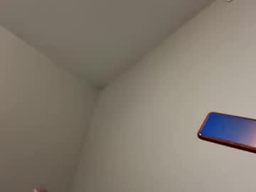Elgatonegrodelah Chaturbate stream image from July 28, 2025