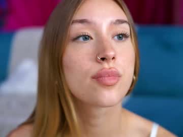 Maryj_Watson Chaturbate stream image from July 28, 2025