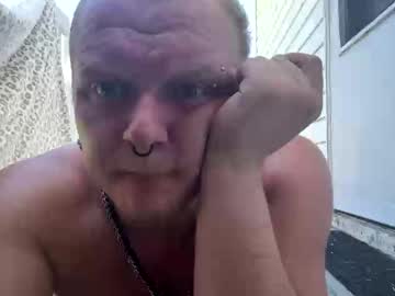 Pupdrz32 Chaturbate stream image from July 28, 2025