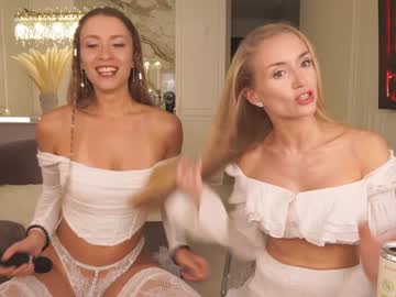 Slemgem Chaturbate stream image from July 28, 2025
