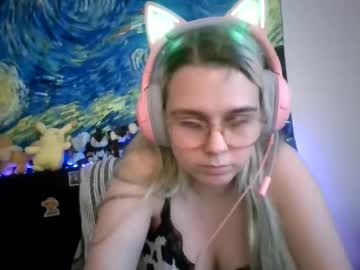 Xpumpkincakesx Chaturbate stream image from July 28, 2025
