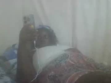 Swtmilkymom Chaturbate stream image from July 28, 2025