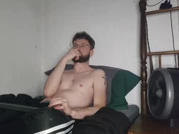 Talenjames Chaturbate stream image from July 28, 2025