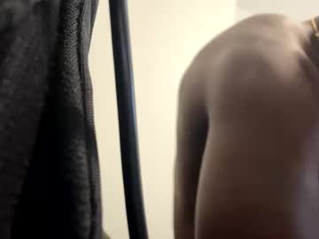 Dakoupletobe Chaturbate stream image from July 28, 2025